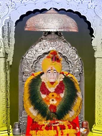 Shri Gajanan Maharaj murti at the Shegaon mandir